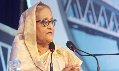 অনেক ঝড়ঝাপটা পার করে পদ্মা সেতু নির্মাণ করতে হয়েছে: প্রধানমন্ত্রী